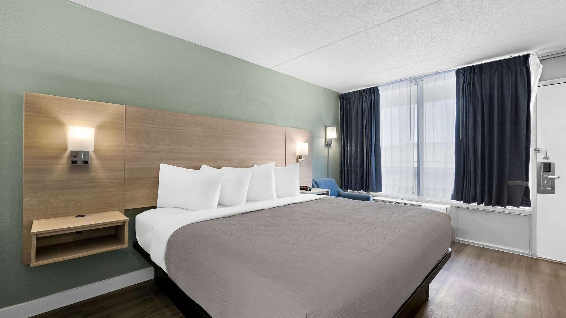 Quality - Opryland Area Inn