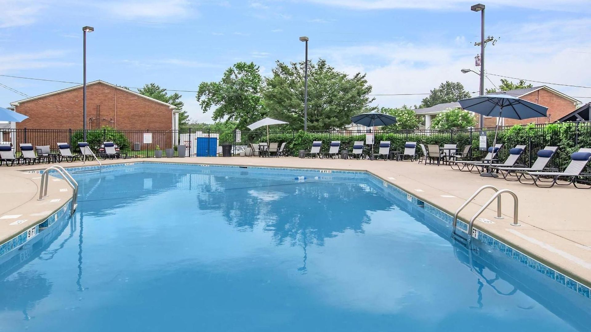 Apartment Brentwood U5 I Cozy & Comfy I 2bd I Free Parking *