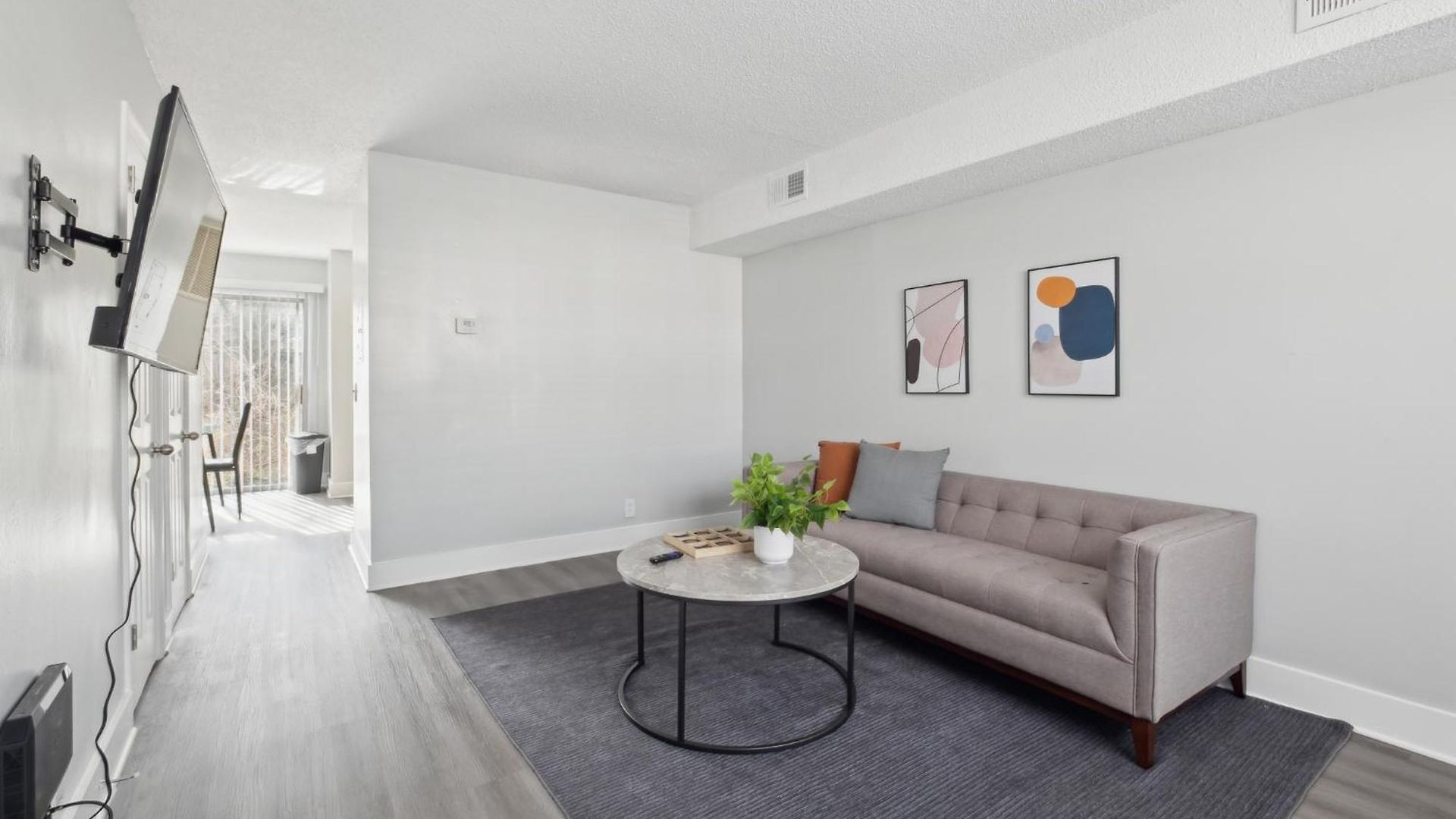 Apartment Brentwood U4 I Cozy & Comfy I 2bd I Free Parking *