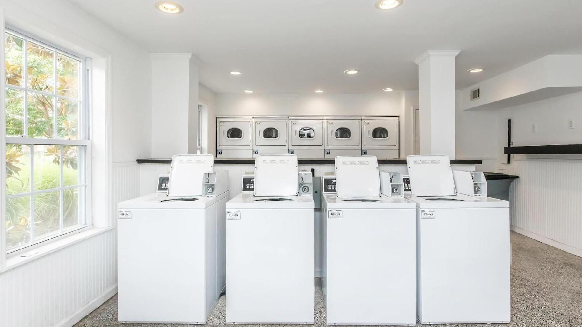 Brentwood U5 I Cozy & Comfy I 2bd I Free Parking