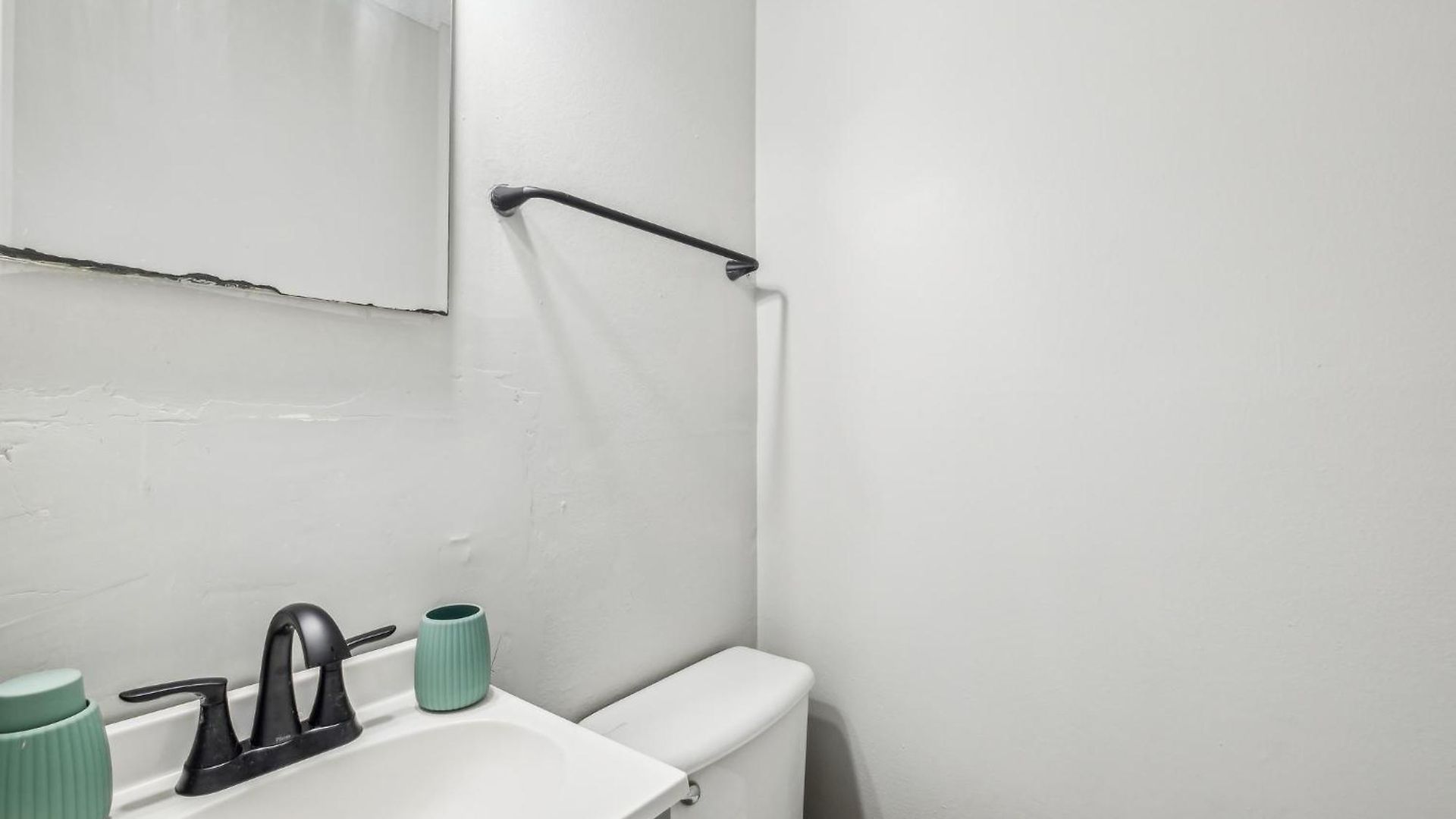 Apartment Brentwood U9 I Cozy & Comfy I 2bd I Free Parking