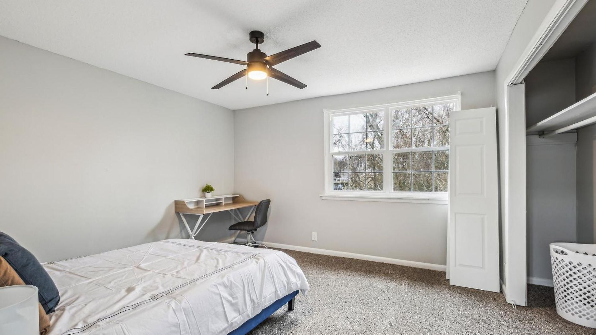 Brentwood U9 I Cozy & Comfy I 2bd I Free Parking