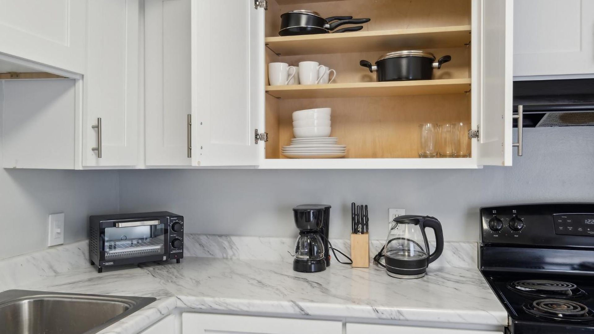 Brentwood U4 I Cozy & Comfy I 2bd I Free Parking