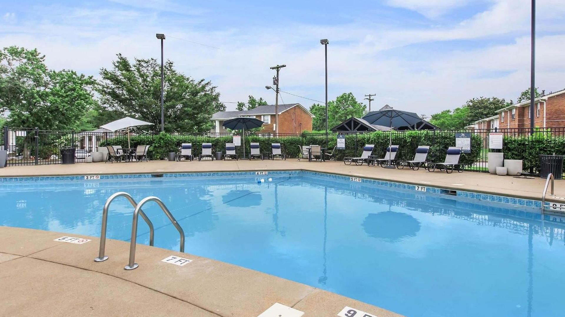 Brentwood U9 I Cozy & Comfy I 2bd I Free Parking Apartment *