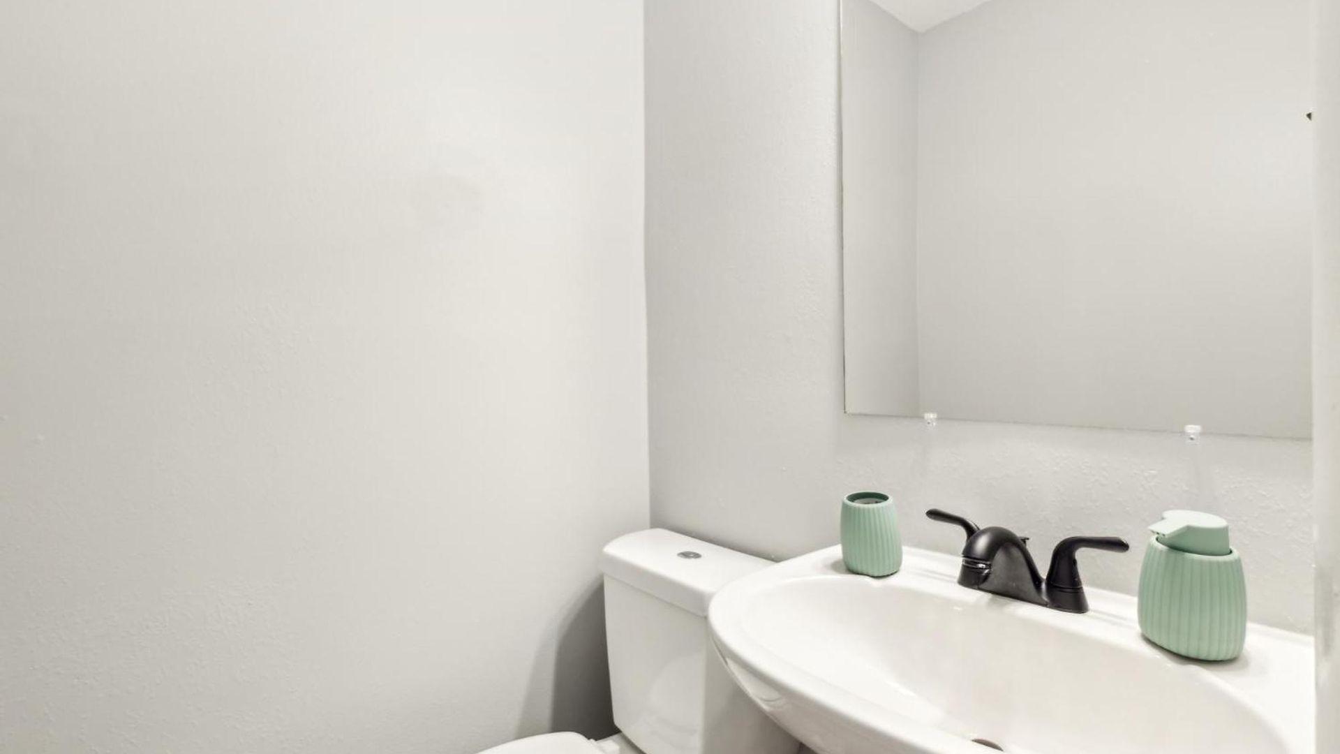 Brentwood U2 I Cozy & Comfy I 2bd I Free Parking Nashville