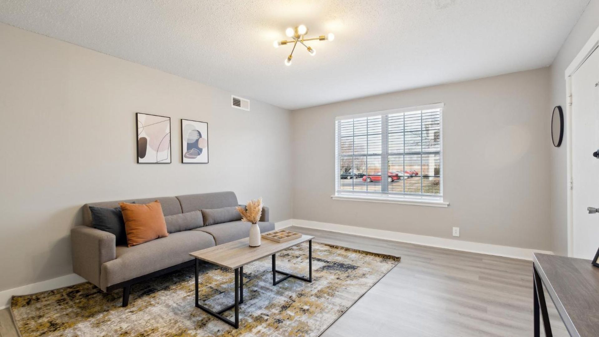 Brentwood C3 I Cozy & Comfy I 2bd I Free Parking *