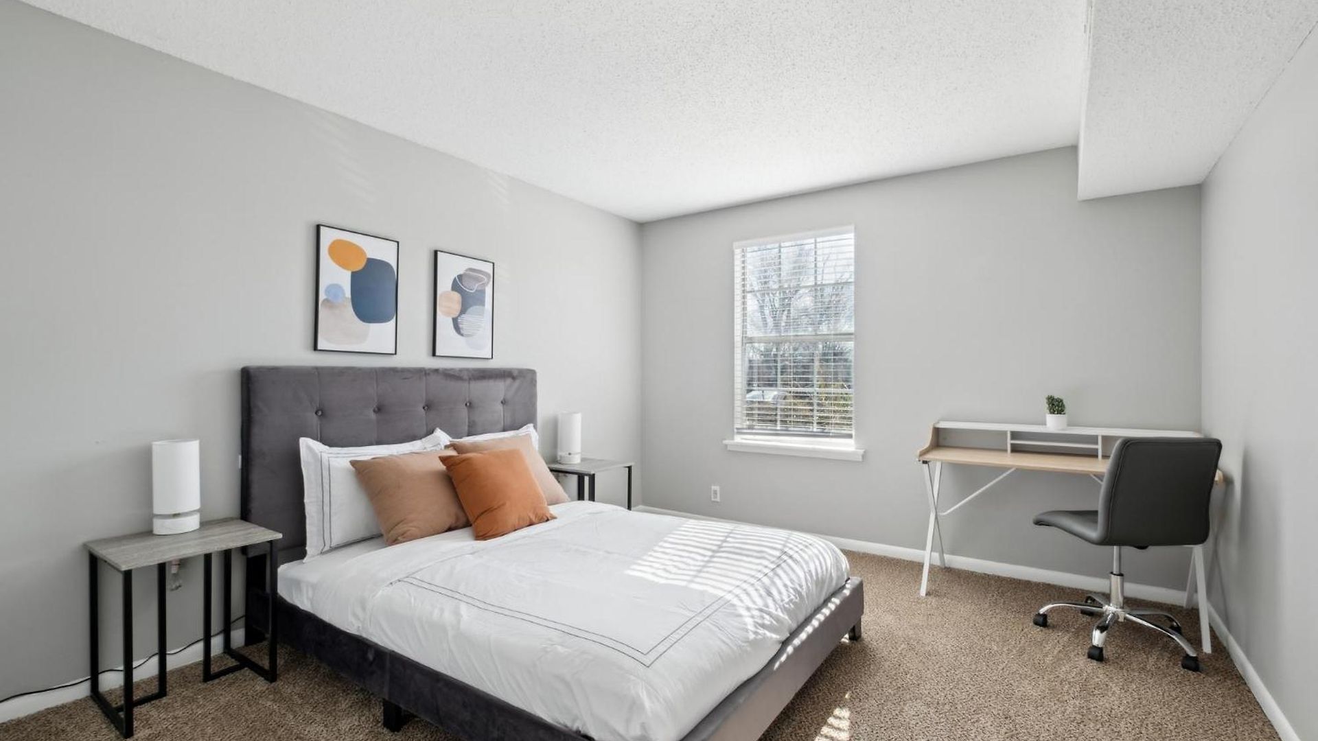 Apartment Brentwood C2 I Cozy & Comfy I 1bd I Free Parking *