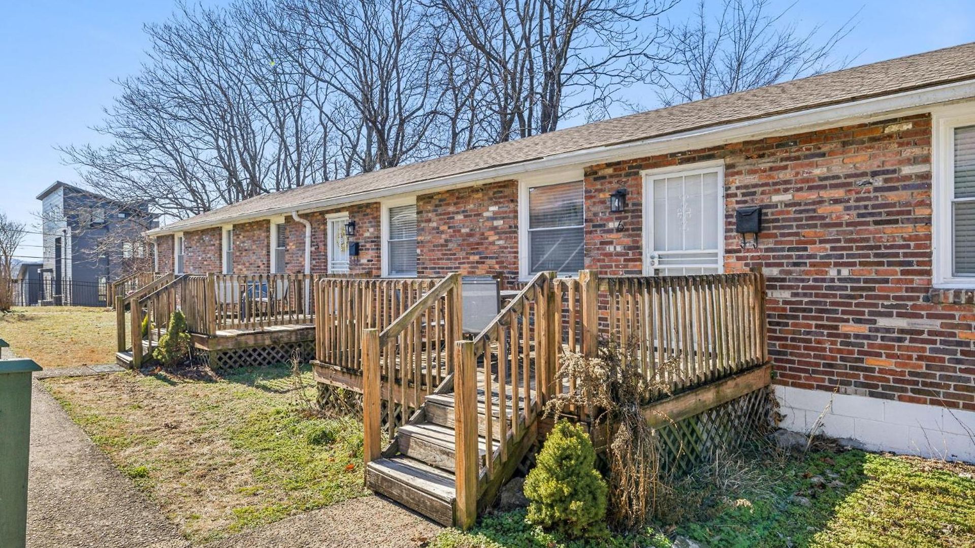 Family Friends And Free Parking Close To Downtown Holiday home