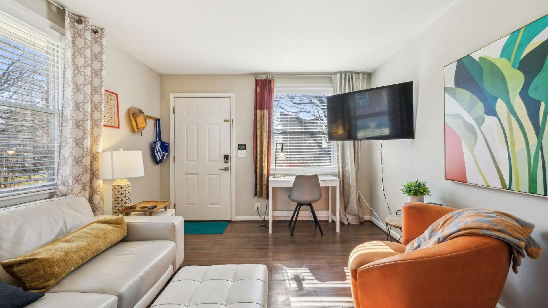 Avalon Close To Downtown And Park Free Holiday home