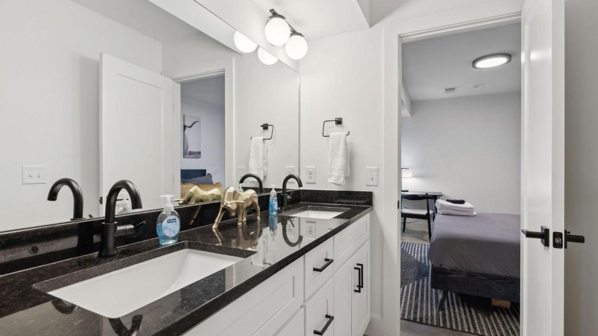 1st Flr Retreat Downtown & Spots Holiday home Nashville