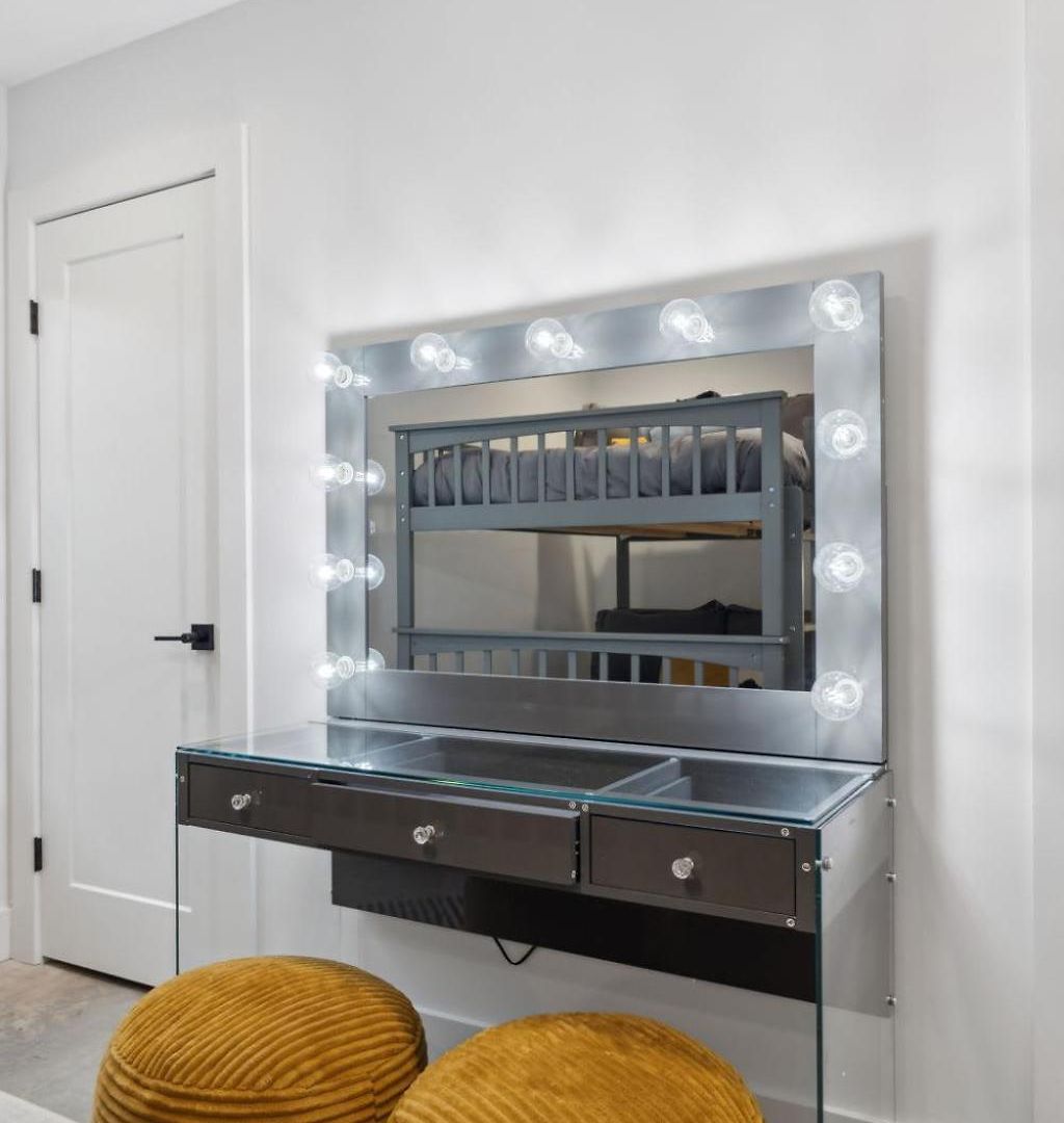 1st Flr Retreat Downtown & Spots Holiday home *