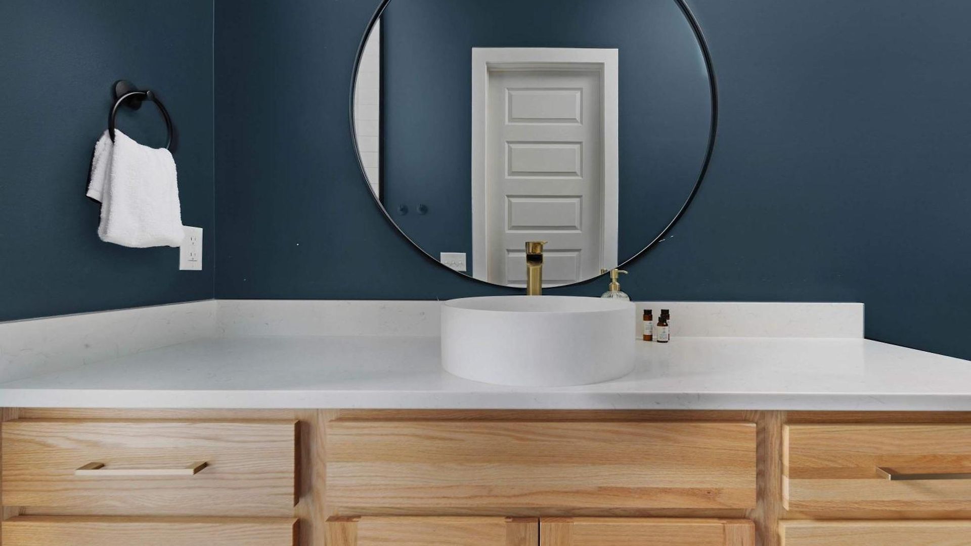 The Daylily & The Aster - Two Four Bedroom Homes Holiday home Nashville