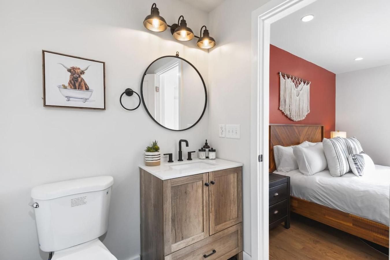 Chic And Cozy - Walk To Bars, Coffee, And Restaurants * Nashville