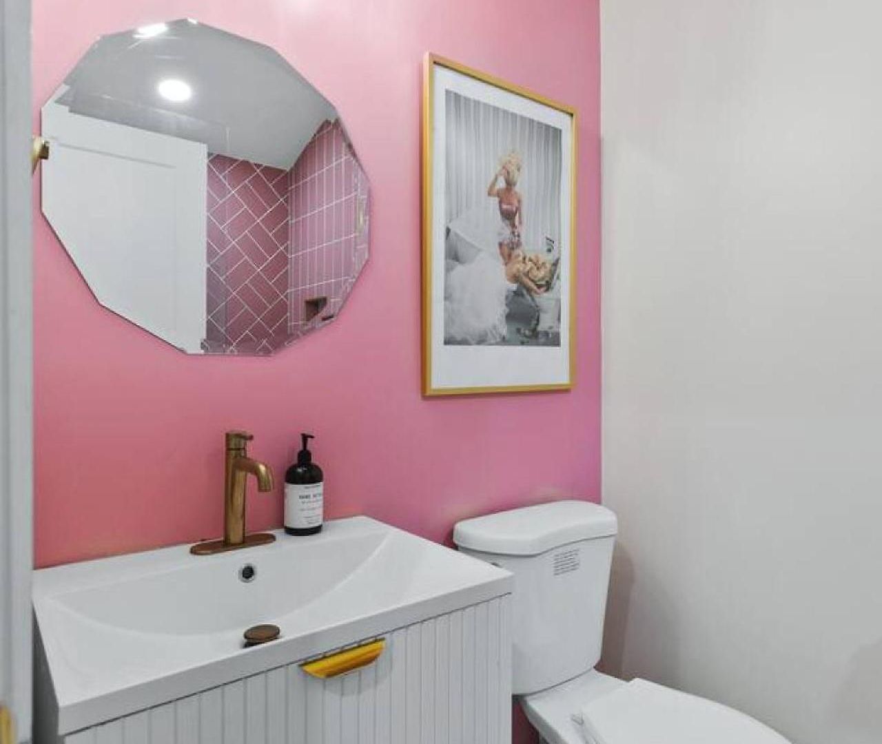 Barbie Dream - Near Restaurants, Coffee And Bar Holiday home