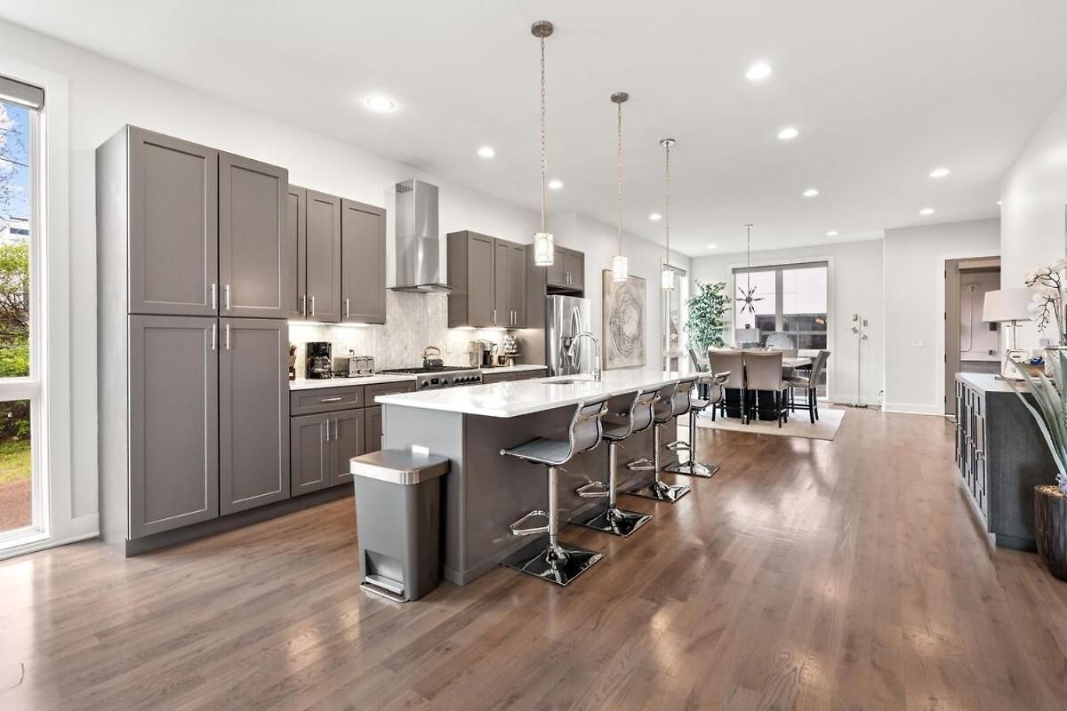 Always A Guest Favorite! Luxe With Huge Rooftop And 7 Beds Holiday home Nashville