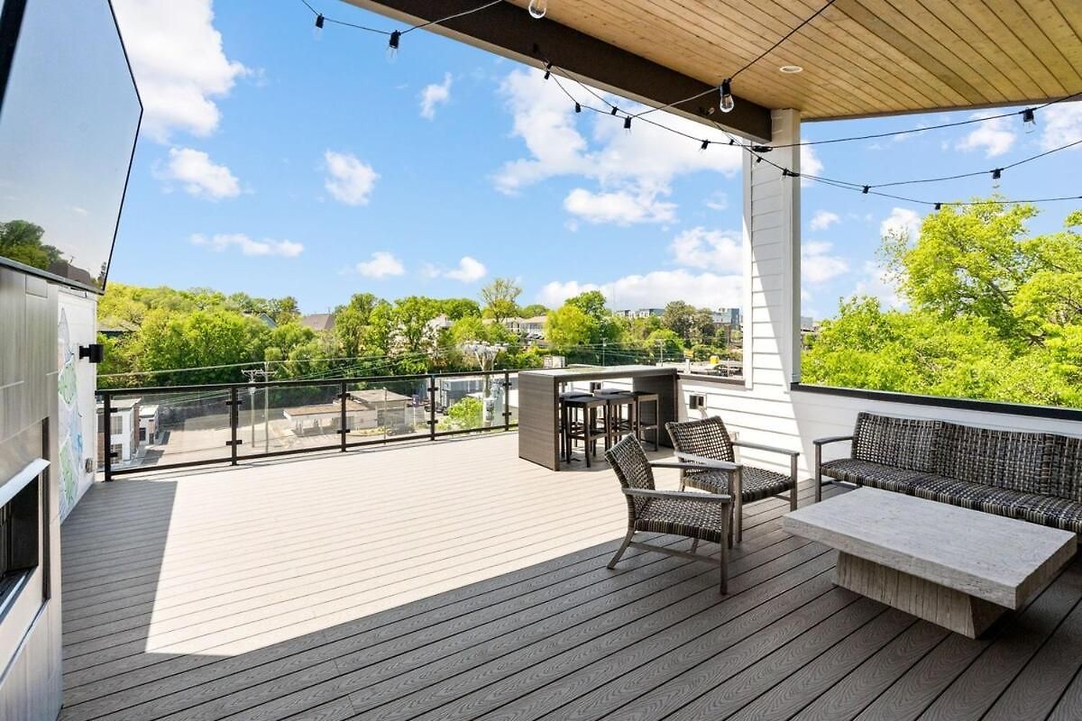 Always A Guest Favorite! Luxe With Huge Rooftop And 7 Beds Holiday home