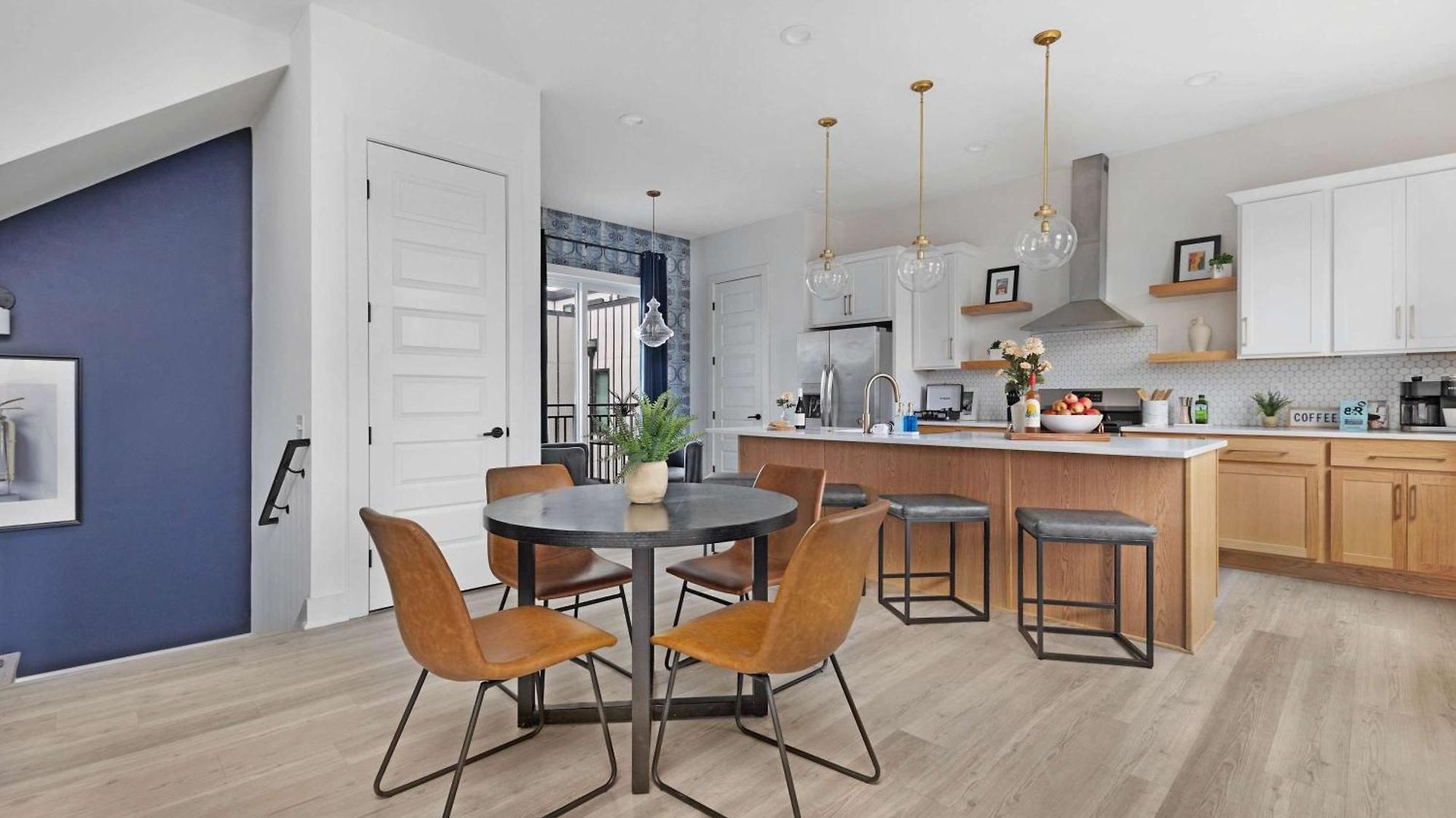 Holiday home The Trillium & The Iris - 2 Homes 6 Bedrooms Nashville
