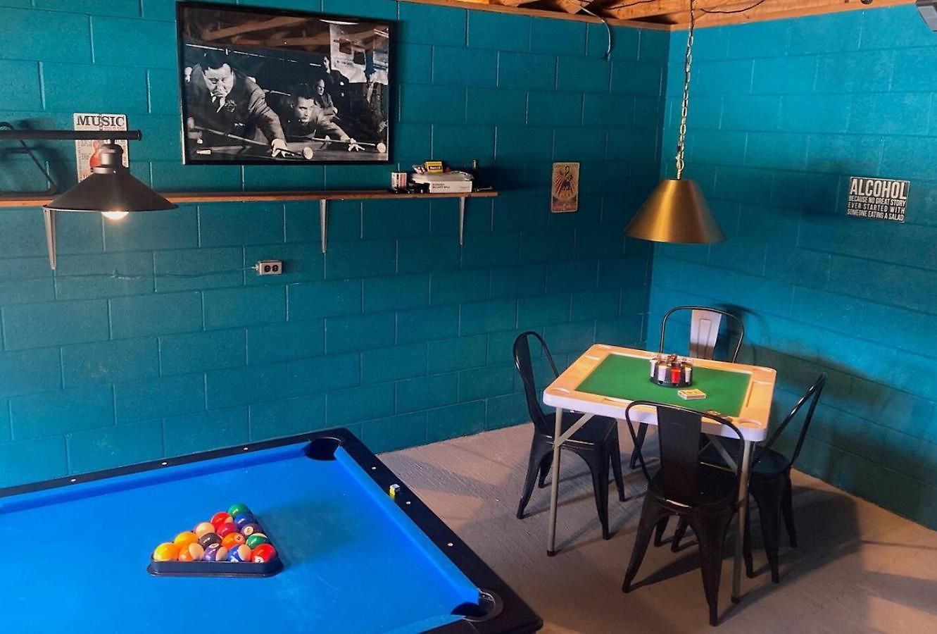 Private 1.35-acre Estate | Hot Tub, Pool Hall & Courts | Sleeps 11