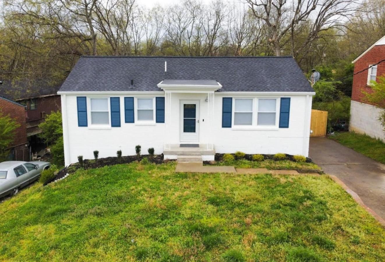 The Playhouse: 4br With Spa, Basketball & Games Nashville