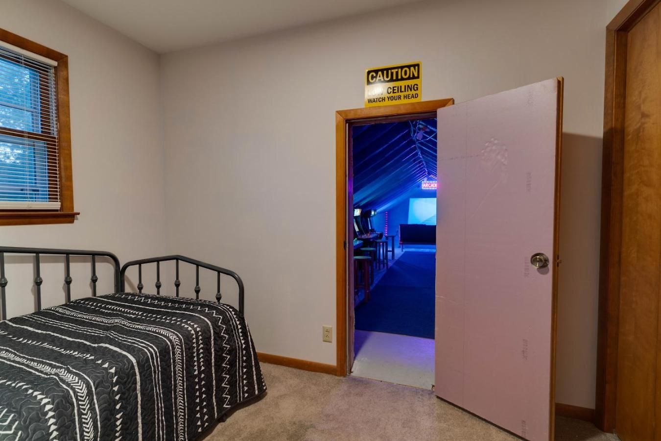 The Playground: 5br With Hot Tub, Cinema, And Arcade *