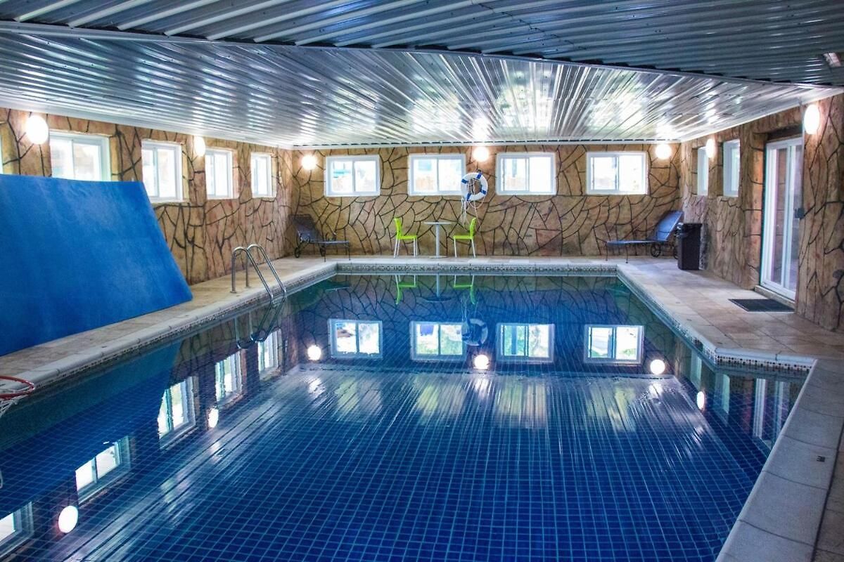 Hall Of Fame Private Resort-9 Miles To Downtown Pools Arcade *