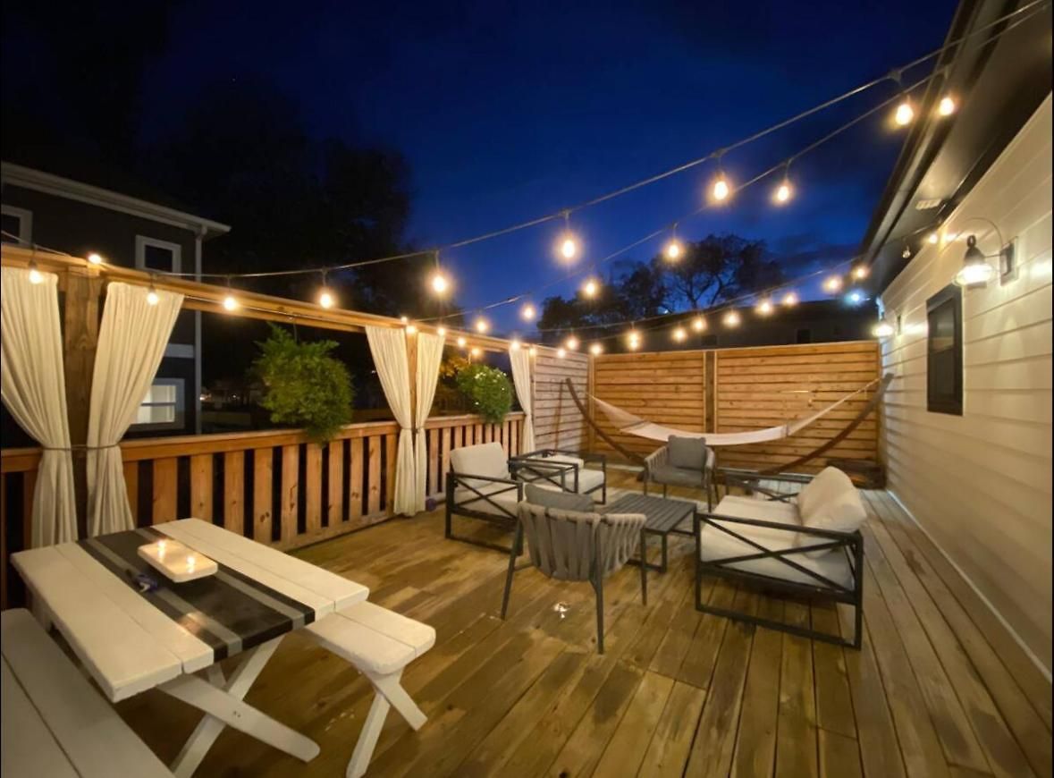 Holiday home Germantown-adjacent 4br With Private Deck & Grill Nashville