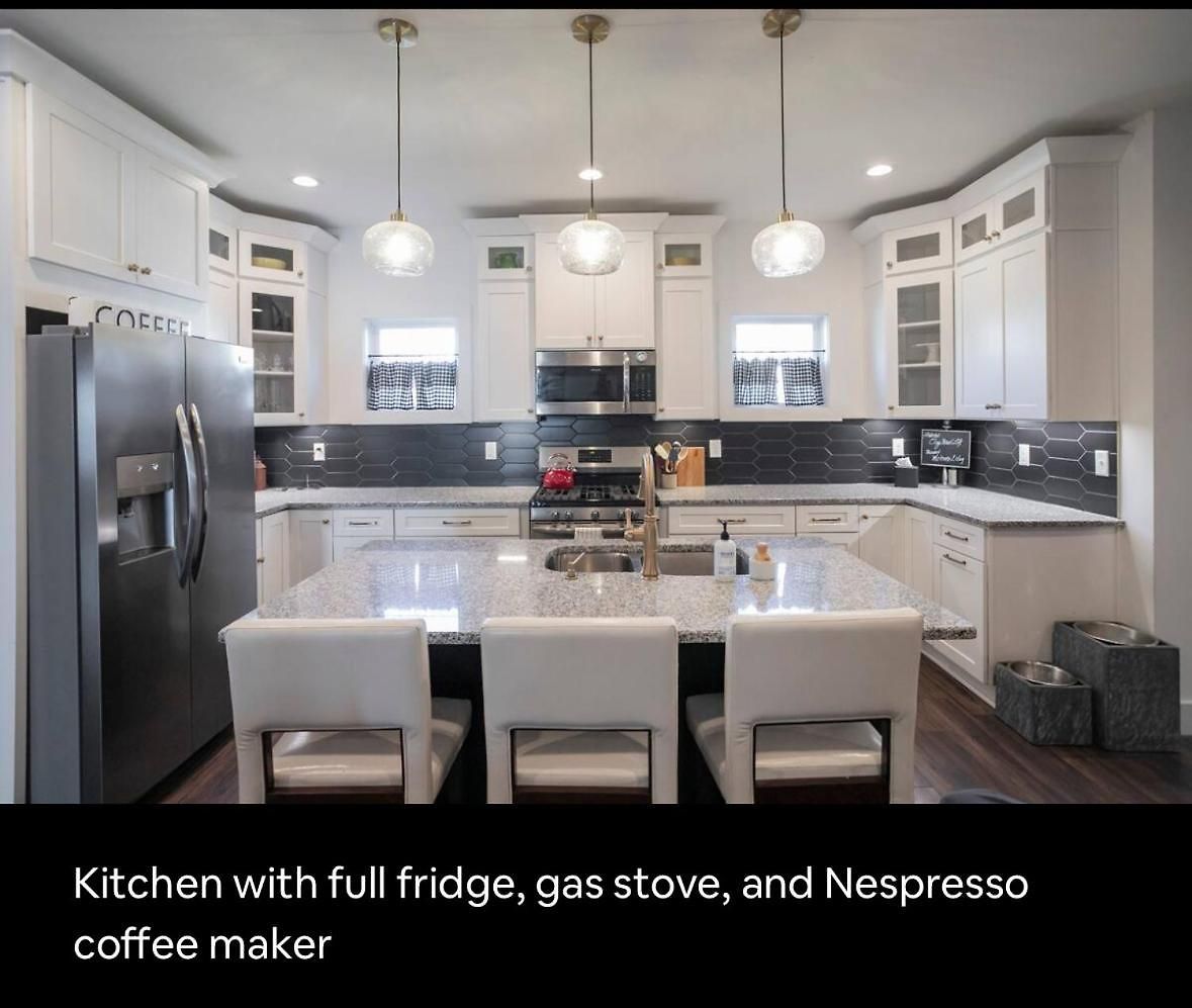 Holiday home Germantown-adjacent 4br With Private Deck & Grill Nashville