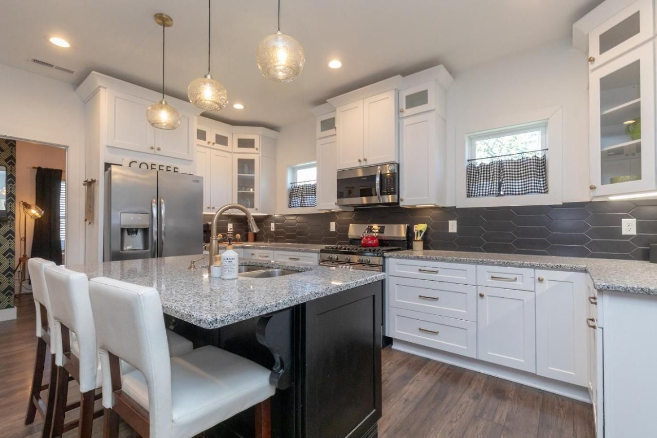 Germantown-adjacent 4br With Private Deck & Grill Holiday home Nashville