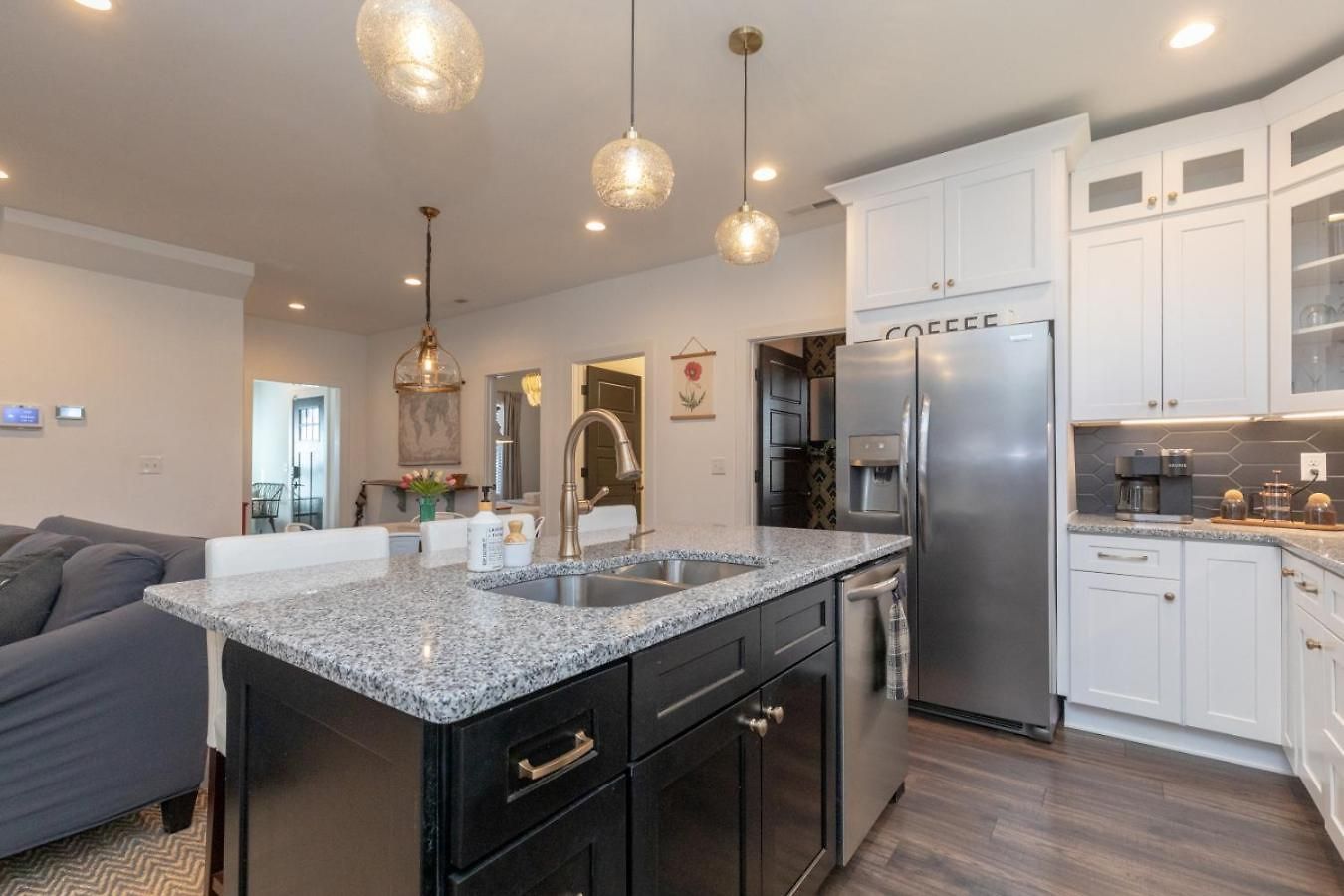 Germantown-adjacent 4br With Private Deck & Grill Holiday home Nashville