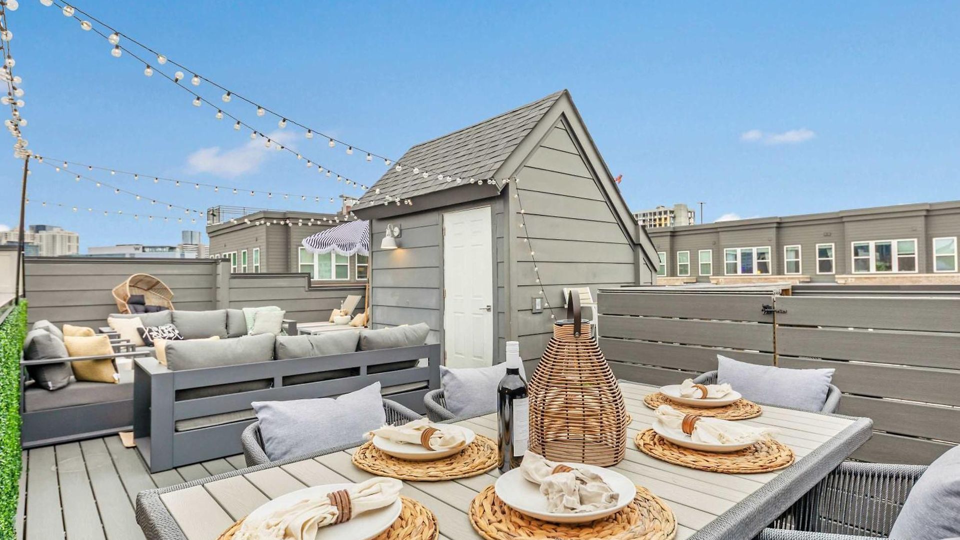 The Hawkins House - Walk To Gulch, Rooftop Views! * Nashville