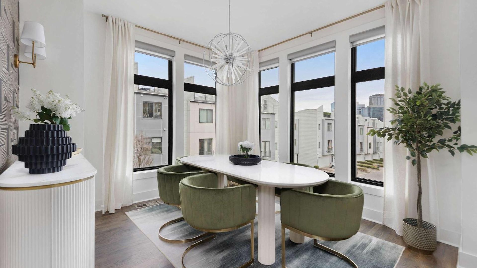 Holiday home The Hawkins House - Walk To Gulch, Rooftop Views! *