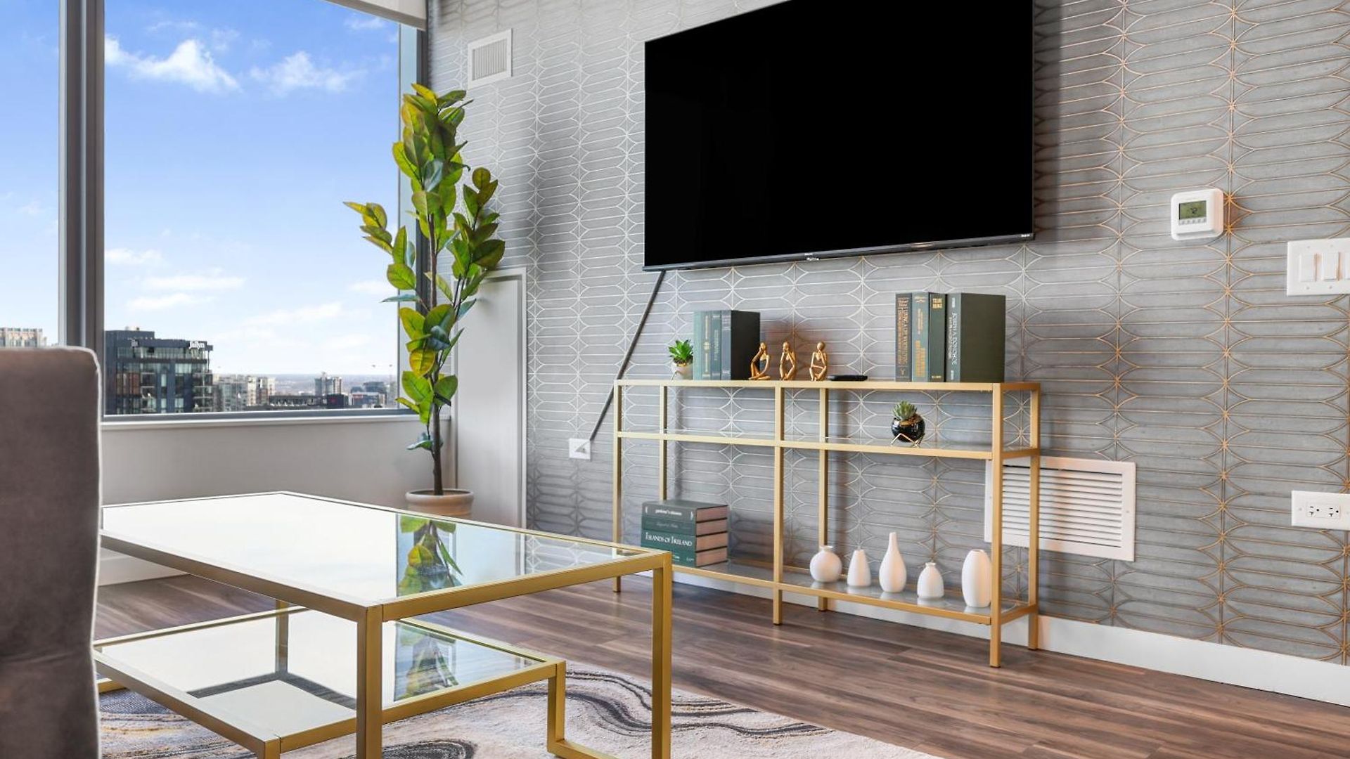 Golden Luxe Downtown Aparthotel *