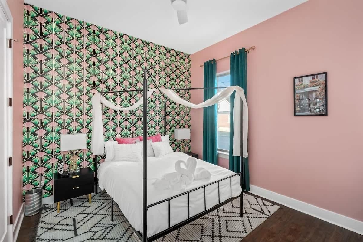 Diva Glam - Luxe - Dt 2miles - 8 Q Beds - Wow Holiday home *