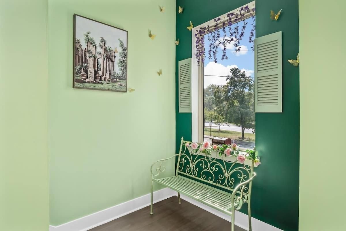 Bloom Haus Dt 2miles - 8 Q Beds - Rooftop - Omg *