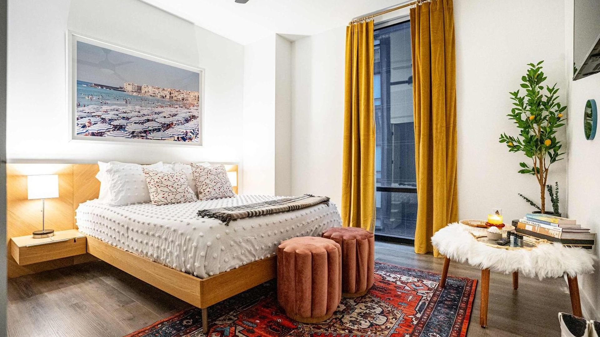 Apartment 2-bed 2-bath Luxury Retreat *