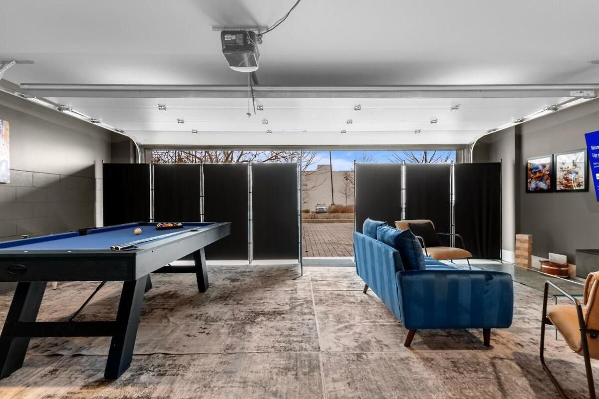 14 Bed Luxe Retreat With Game & Perfect For Large Groups! * Nashville
