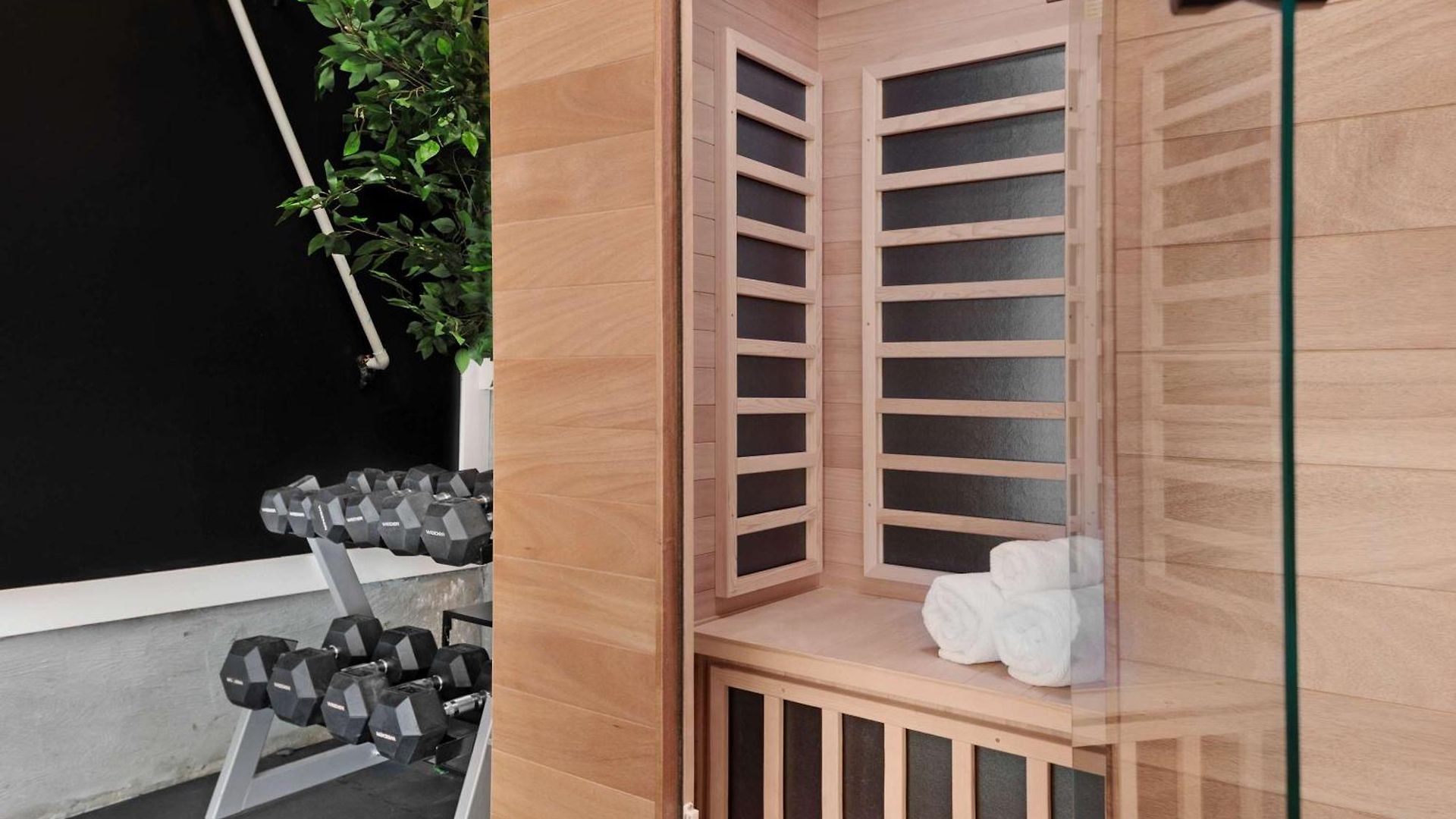 The Traveller New Redesign With Peloton & Sauna! Nashville