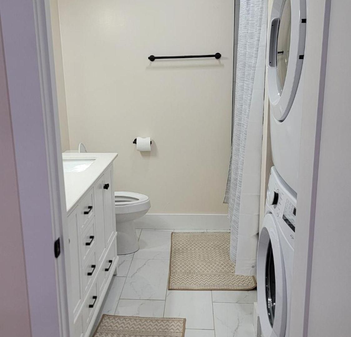 Beautiful, Enchanting, Private, 1 Bedroom 1 Bath