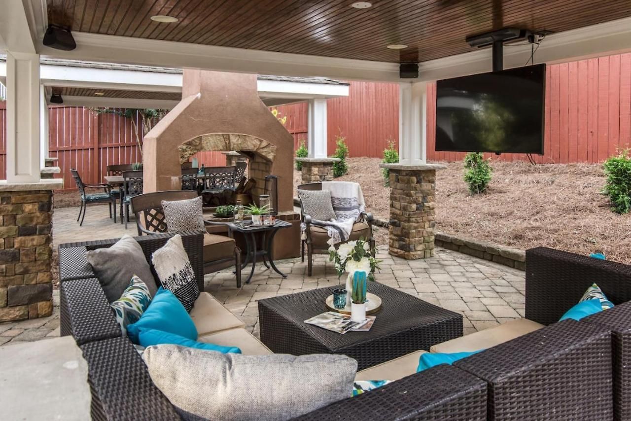 Luxe Large With Movie Room, Hot Tub, Garage * Nashville