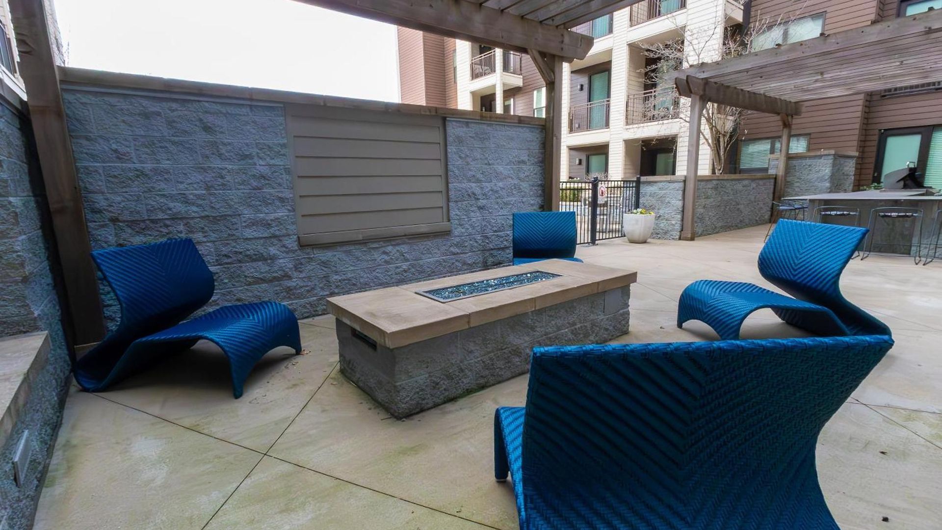 Apartment In Midtown *