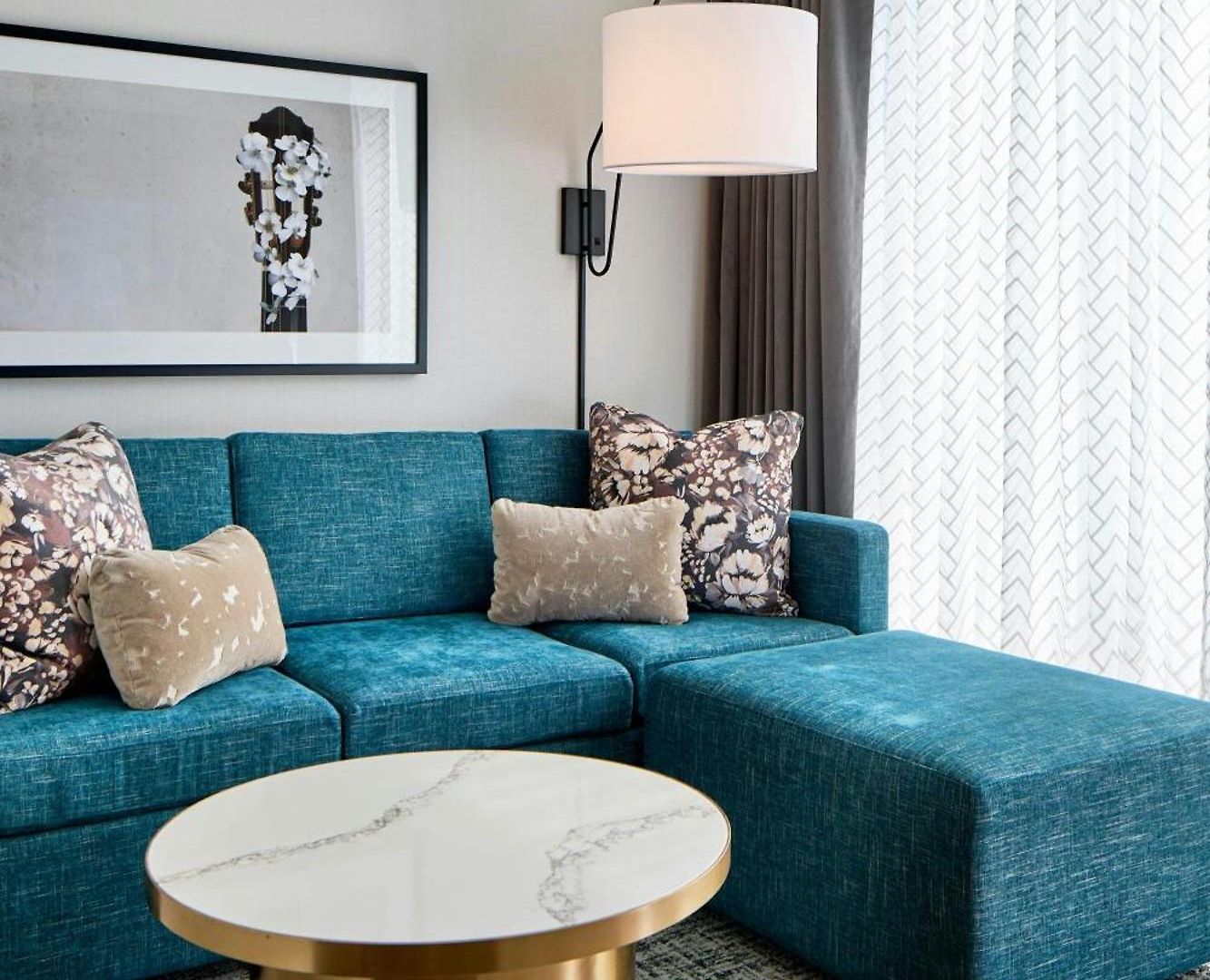 By Marriott Downtown/convention Center 3*