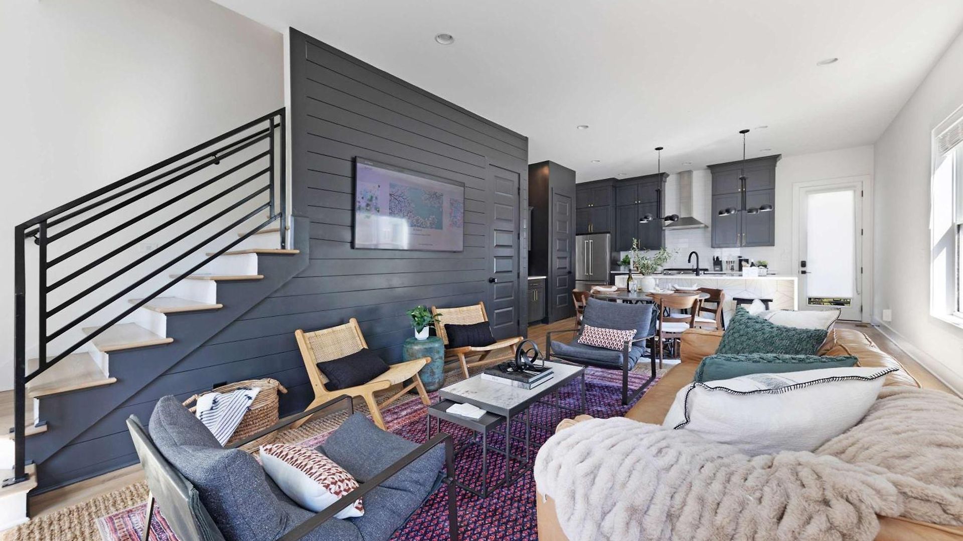 The Willie - Newly Redesigned, Game & Rooftop Holiday home *