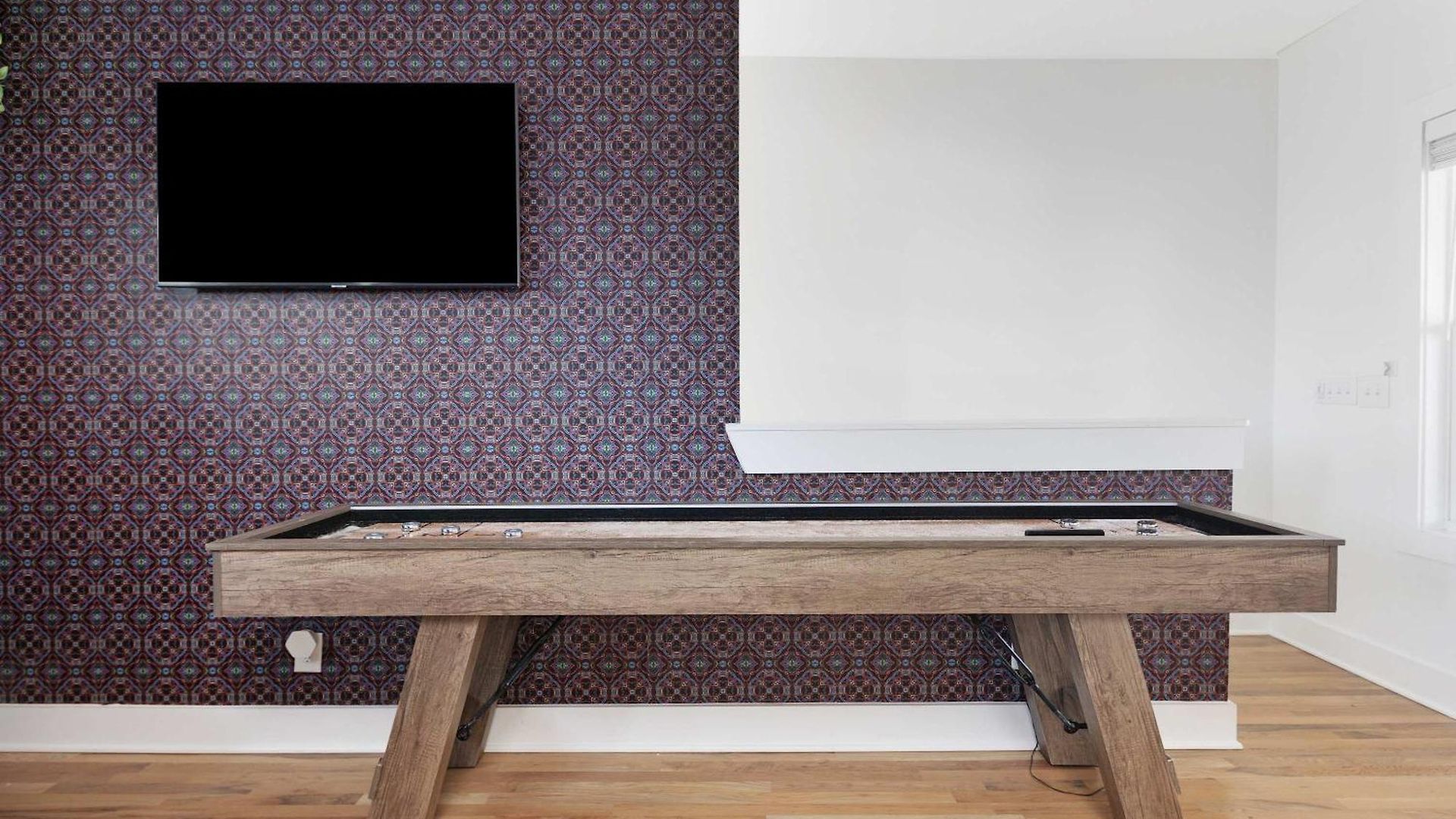 The Willie - Newly Redesigned, Game & Rooftop Holiday home *