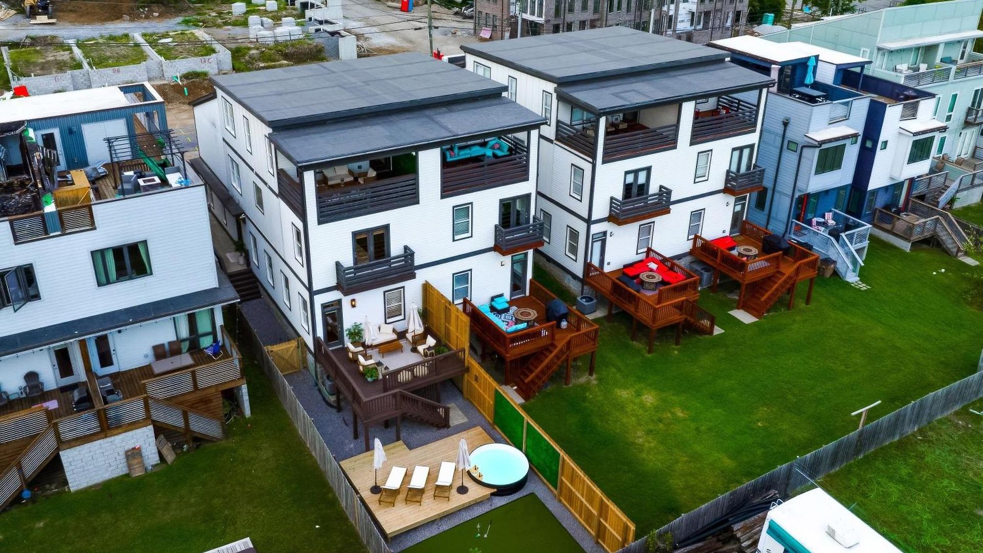 Luxe Pool Hot Tub & Game Downtown Holiday home Nashville