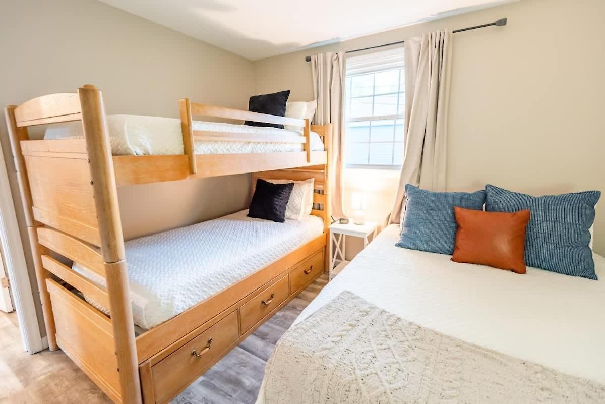 7 Min Drive To Broadway- Walkable Neighborhood Holiday home Nashville