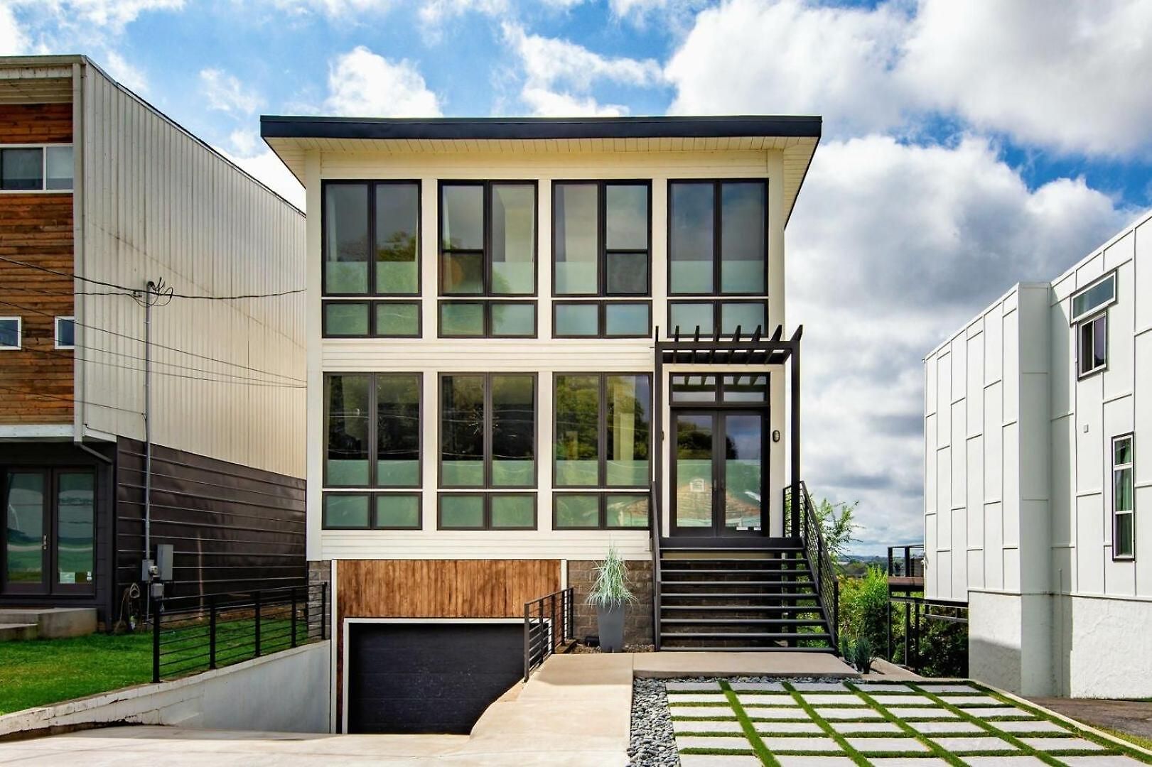 A Spacious With Amazing Views And Elevated Outdoor Spaces * Nashville