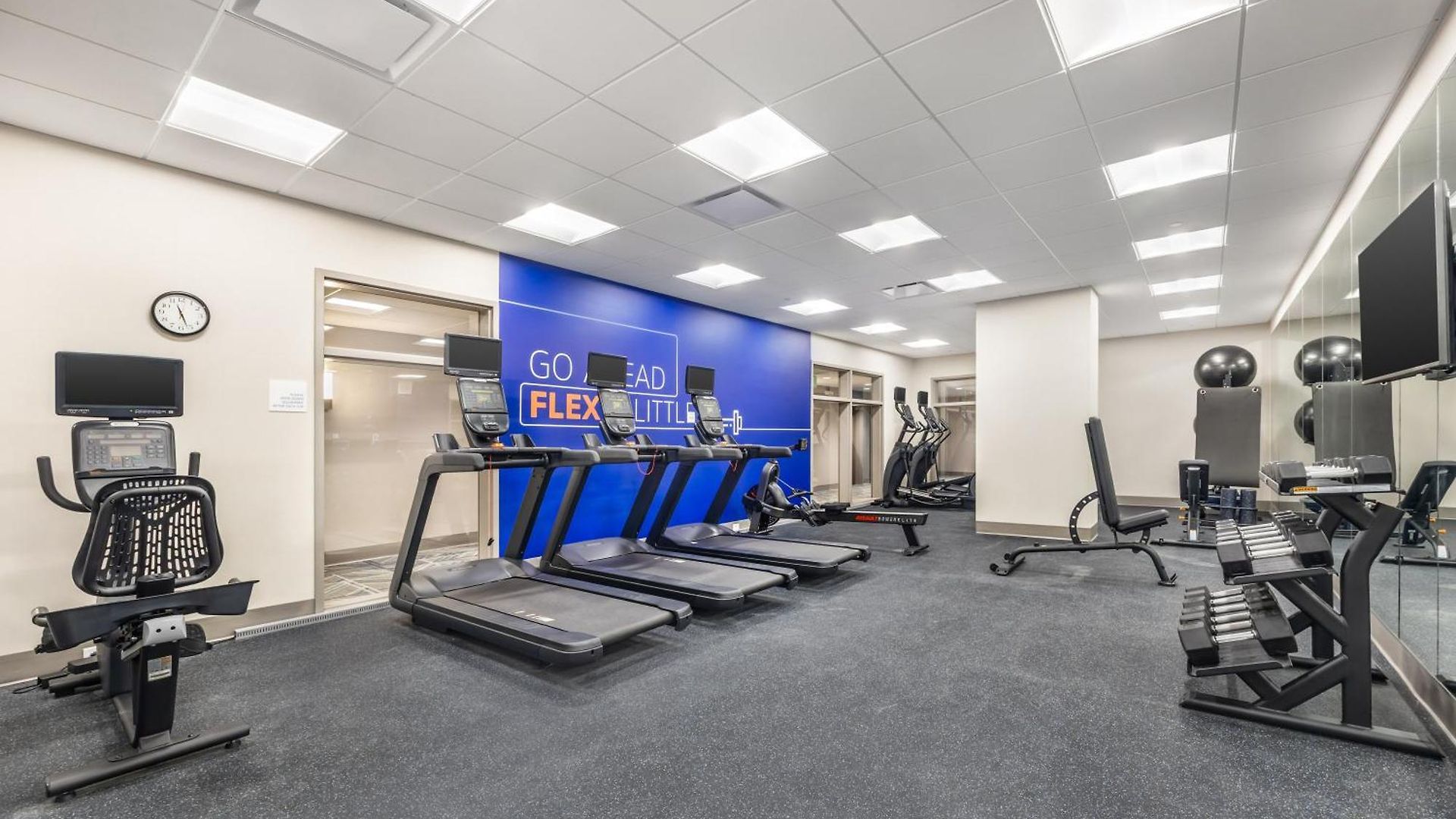 Express & West End - Univ Area By Ihg 3*