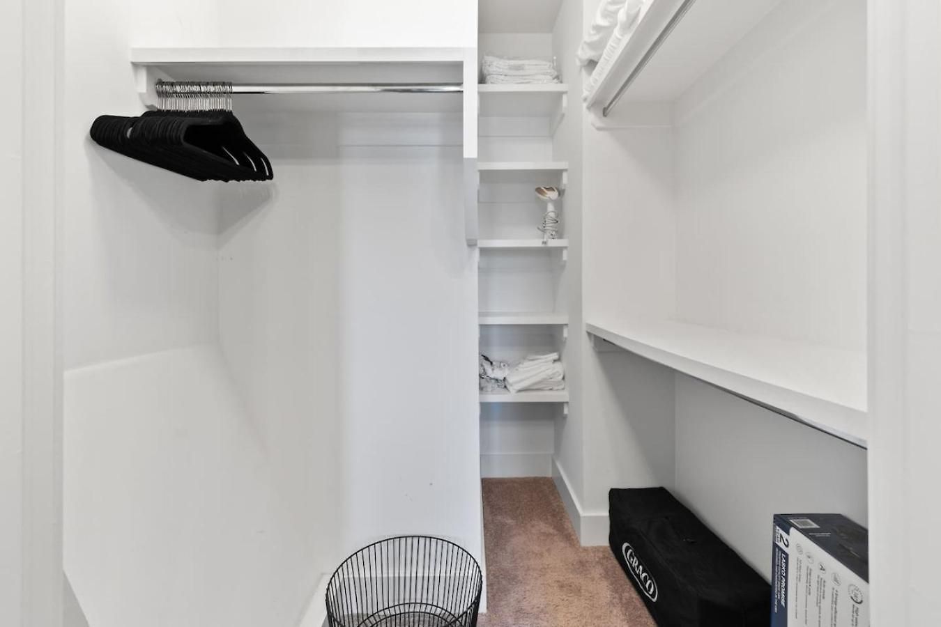 Holiday home Vibrant In The Nations With Garage Walk To Restaurants And Shops
