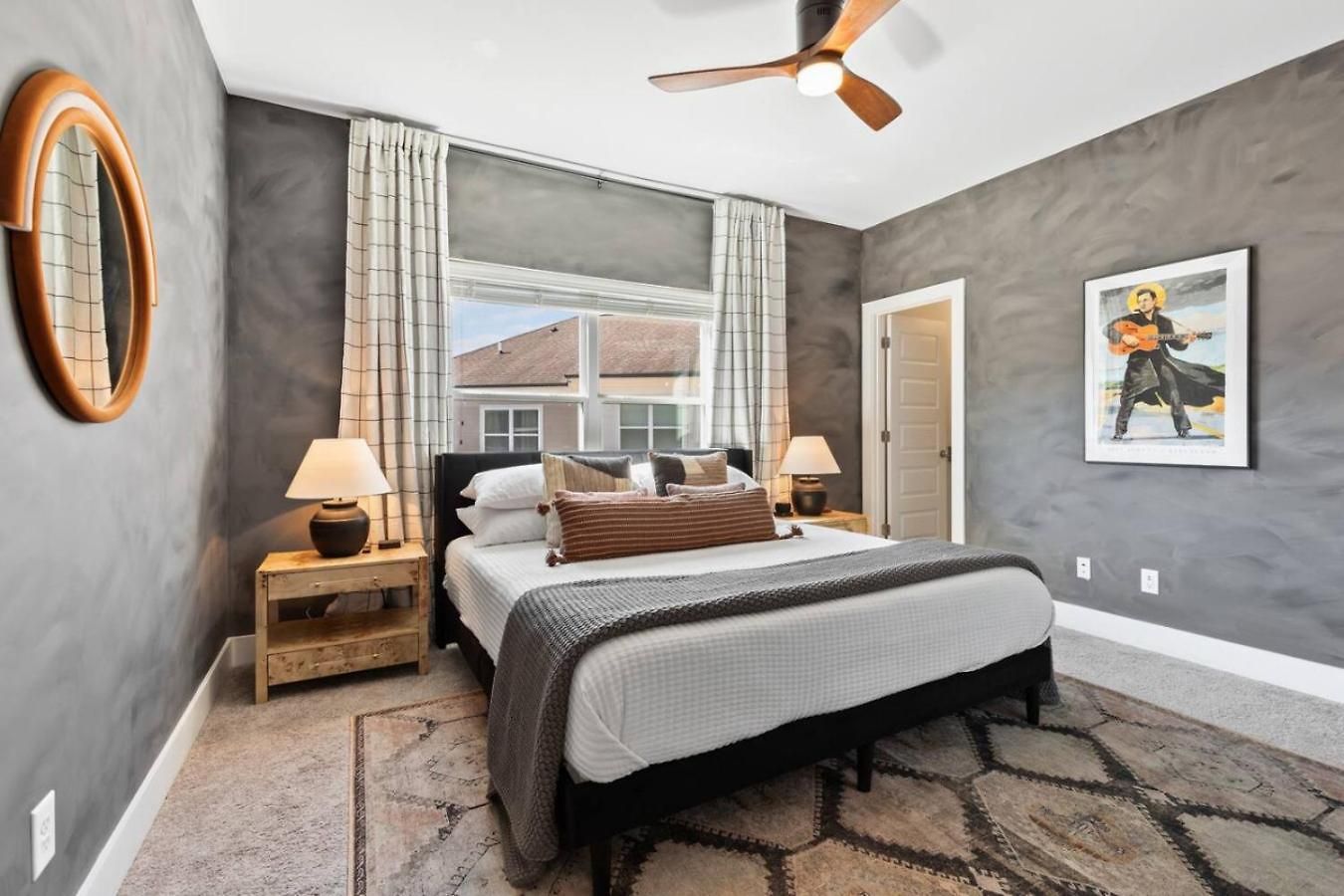 Holiday home Vibrant In The Nations With Garage Walk To Restaurants And Shops