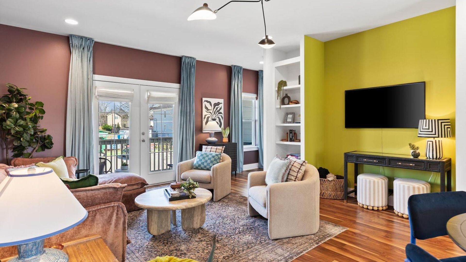 Vibrant In The Nations With Garage Walk To Restaurants And Shops * Nashville